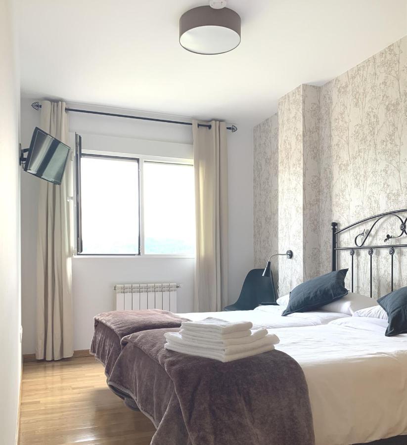 Pension 23-Vinte e Tres O Pedrouzo Extérieur photo