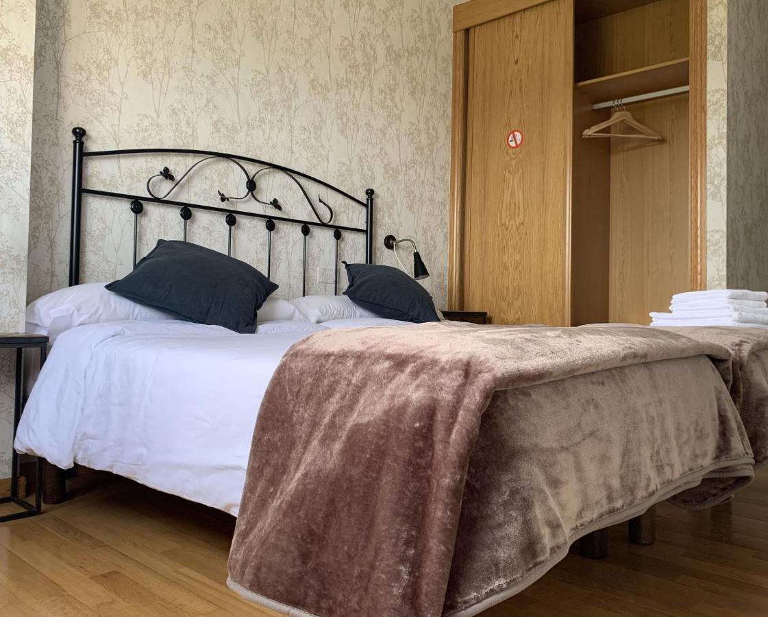 Pension 23-Vinte e Tres O Pedrouzo Extérieur photo